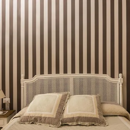 Rooms In San Domenico Maggiore 3-2